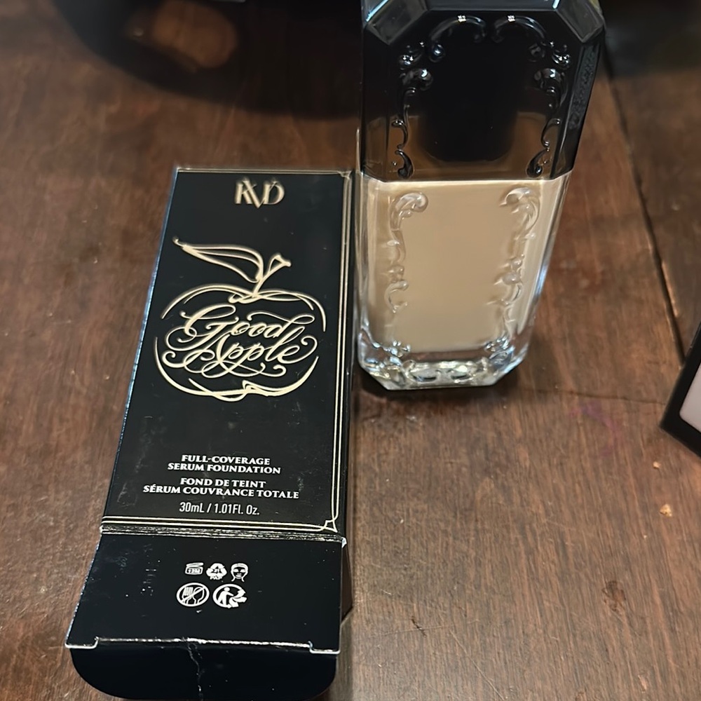 KVD Good Apple Full-Coverage Serum Foundation